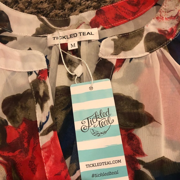 Women’s floral blouse - Picture 3 of 3